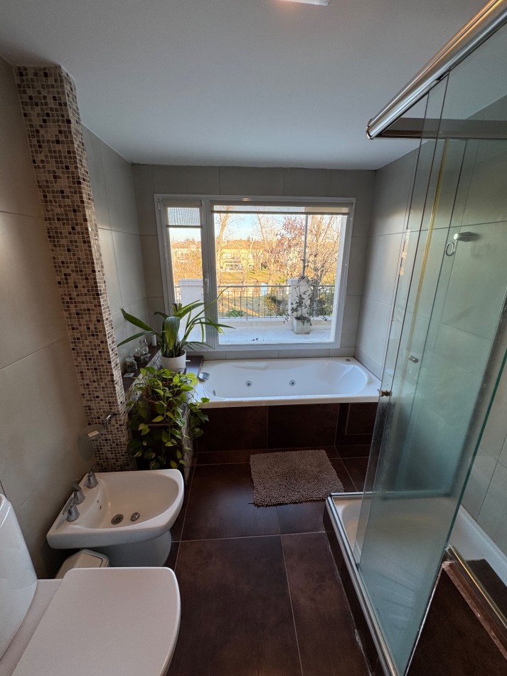 Casa 5 Ambientes En Fincas De Hudson, Fondo Al Lago
