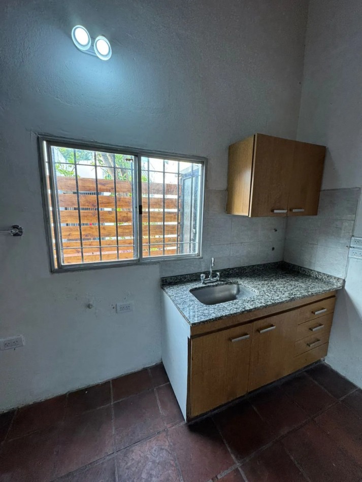 Alquiler De Ph Planta Baja Con Patio Parque Y Parrilla | Quilmes Oeste