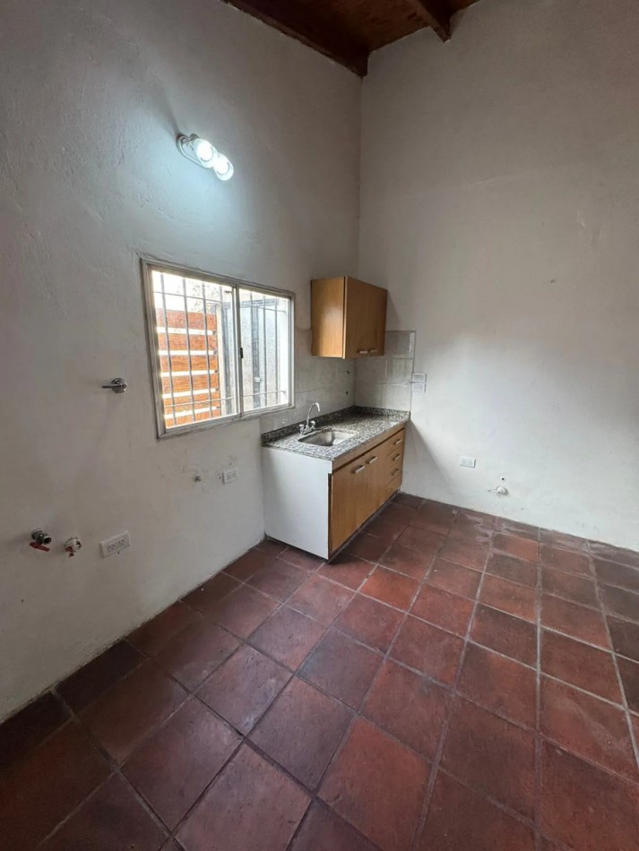 Alquiler De Ph Planta Baja Con Patio Parque Y Parrilla | Quilmes Oeste