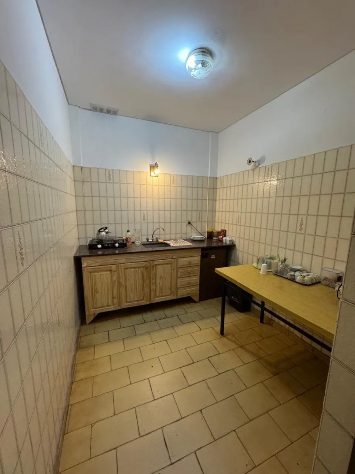 Venta De Local Comercial Y Vivienda En Quilmes. Ideal Emprendimiento Comercial, Inversion, Desarrollo Inmobiliario