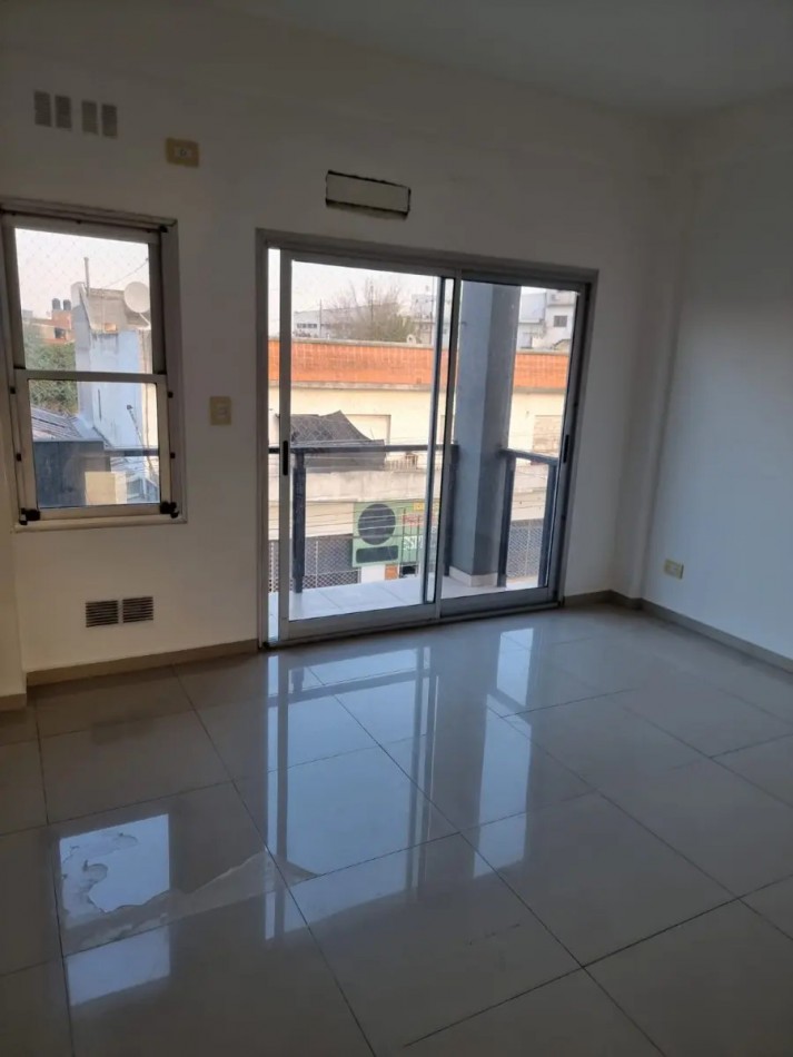 Departamento En Venta En El Cruce Varela