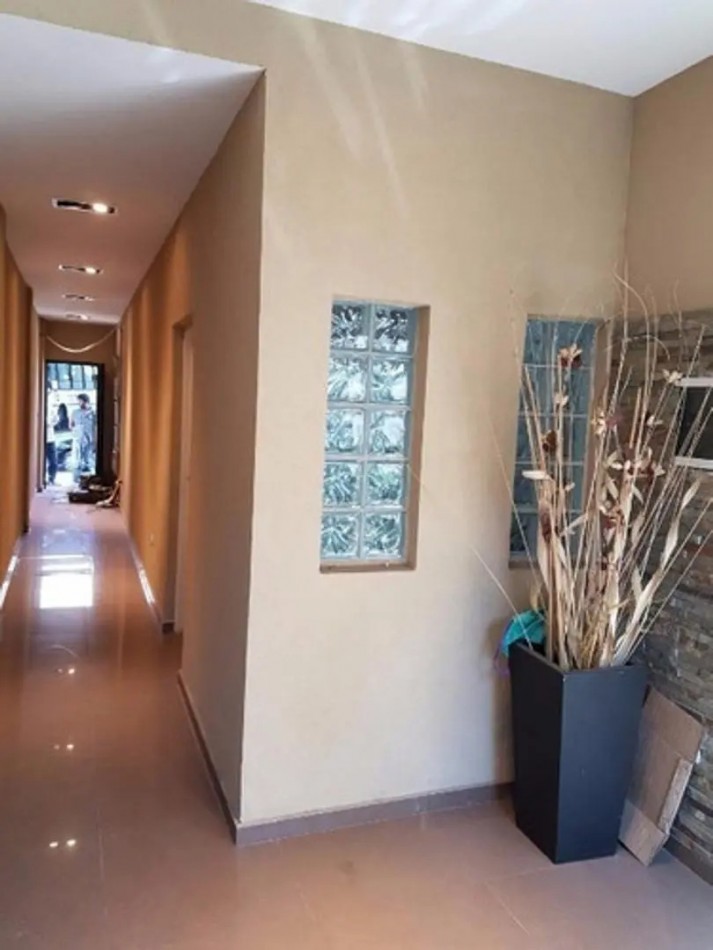 Departamento En Venta En El Cruce Varela