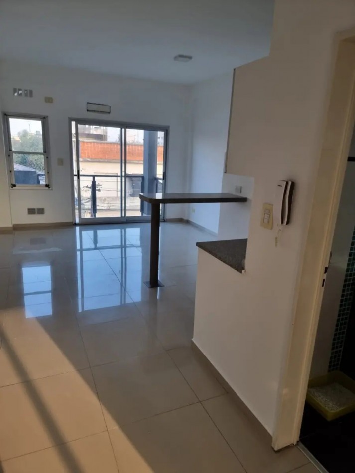 Departamento En Venta En El Cruce Varela