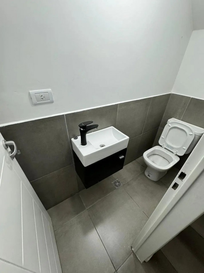 Excelentes Duplex A Estrenar De Tres Ambientes En La Zona De Berazategui