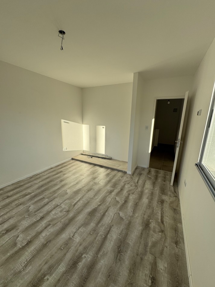 Excelentes Duplex A Estrenar De Tres Ambientes En La Zona De Berazategui