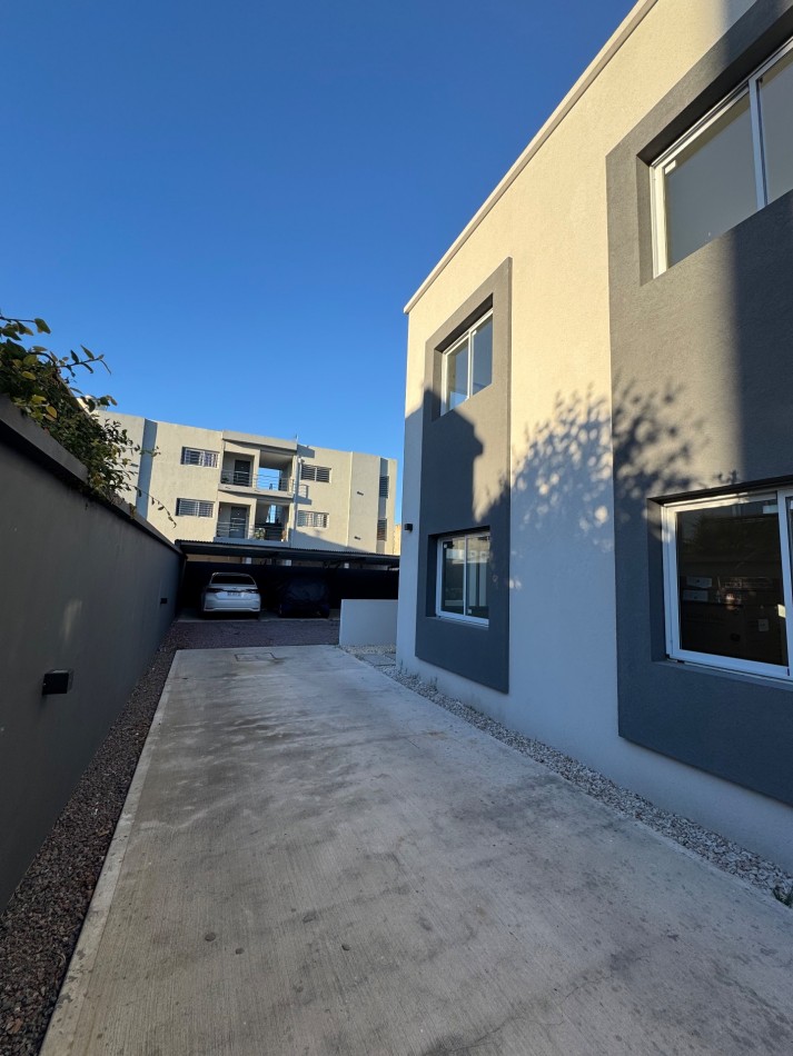 Excelentes Duplex A Estrenar De Tres Ambientes En La Zona De Berazategui