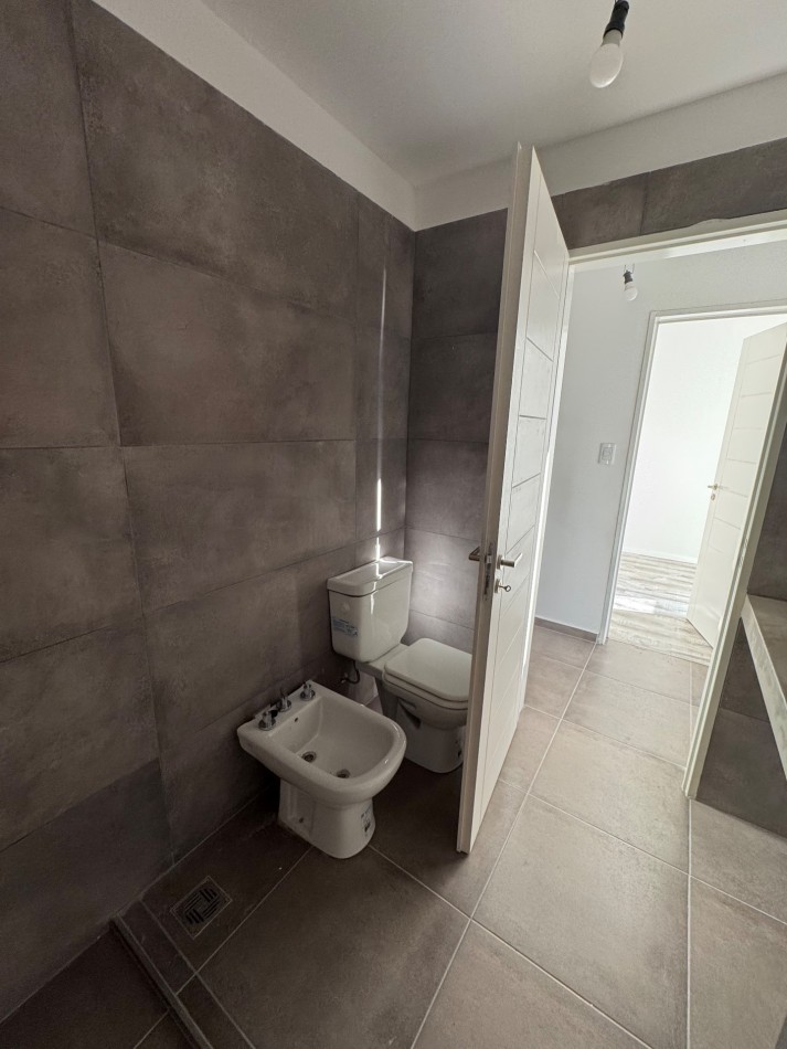 Excelentes Duplex A Estrenar De Tres Ambientes En La Zona De Berazategui