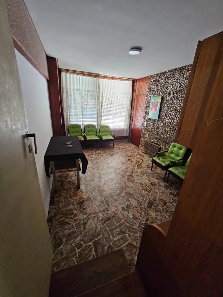 Casa 3 Ambientes Con Patio Y Garage Bernal
