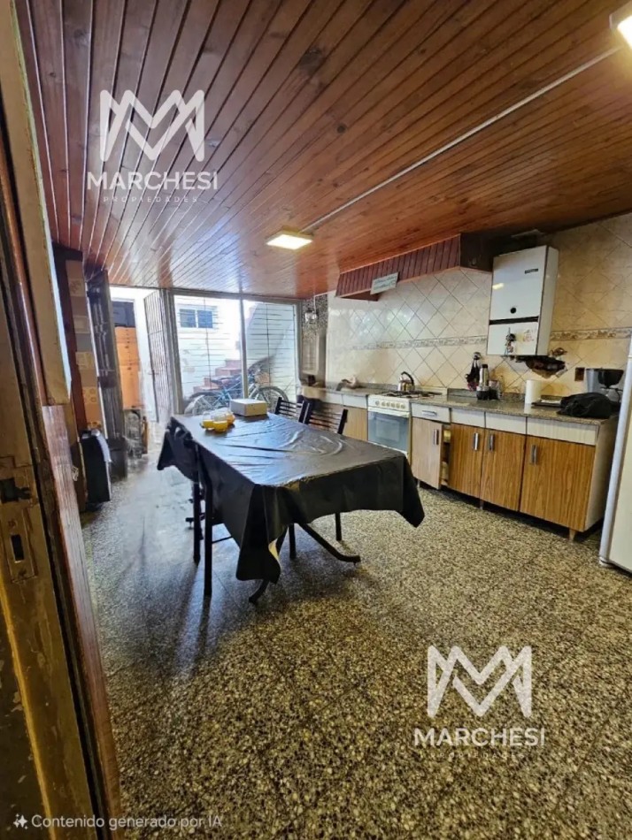 Casa 3 Ambientes Con Patio Y Garage Bernal