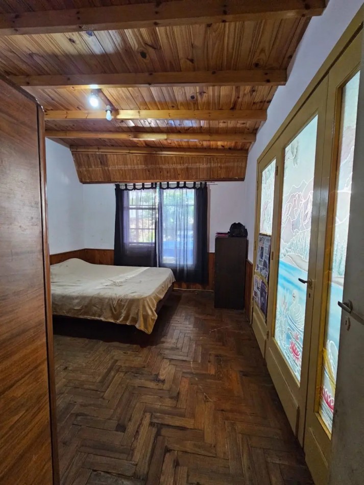 Casa 3 Ambientes Con Patio Y Garage Bernal