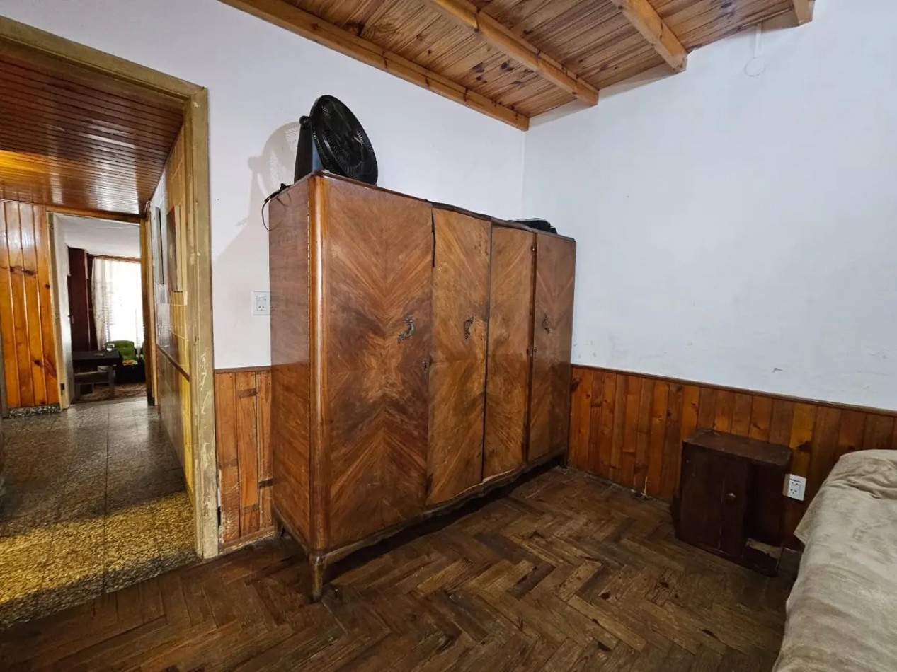 Casa 3 Ambientes Con Patio Y Garage Bernal