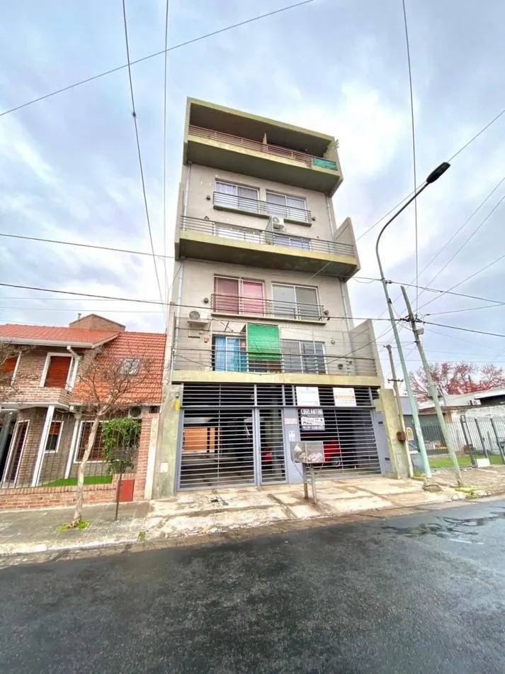 ¡imperdible 3 Ambientes A Minutos Del Centro De Berazategui! Apto Credito!!!!