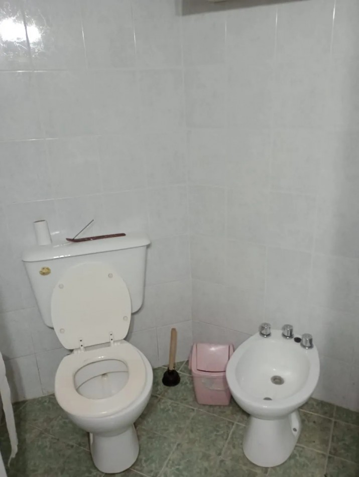 Casa 3 Amb S/640m2 Con Pileta Y Parrilla