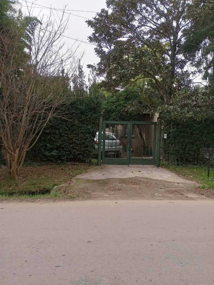 Casa 3 Amb S/640m2 Con Pileta Y Parrilla