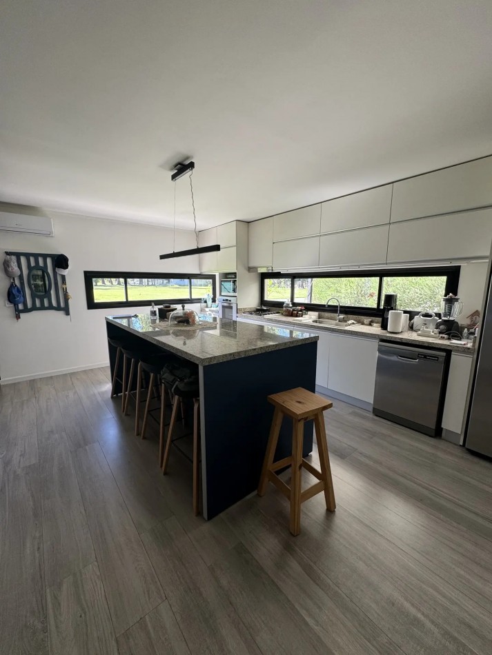Casa En Venta En La Arbolada Berazategui