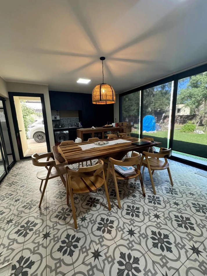 Casa En Venta En La Arbolada Berazategui