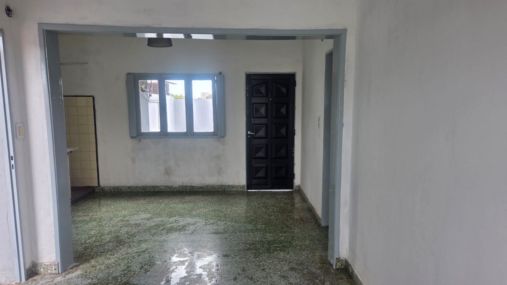 Venta Propiedad Comercial y Residencial en 3 Pisos - Quilmes Centro