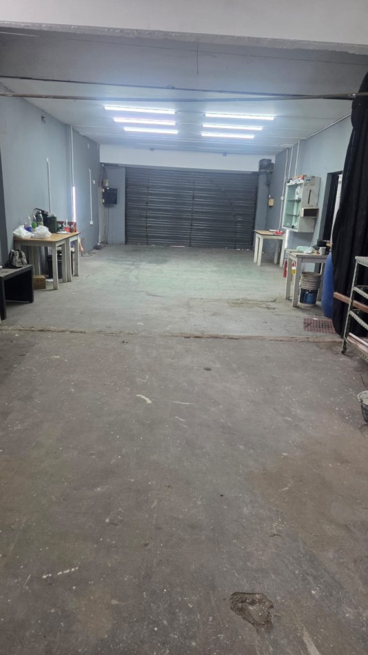 Venta Propiedad Comercial y Residencial en 3 Pisos - Quilmes Centro