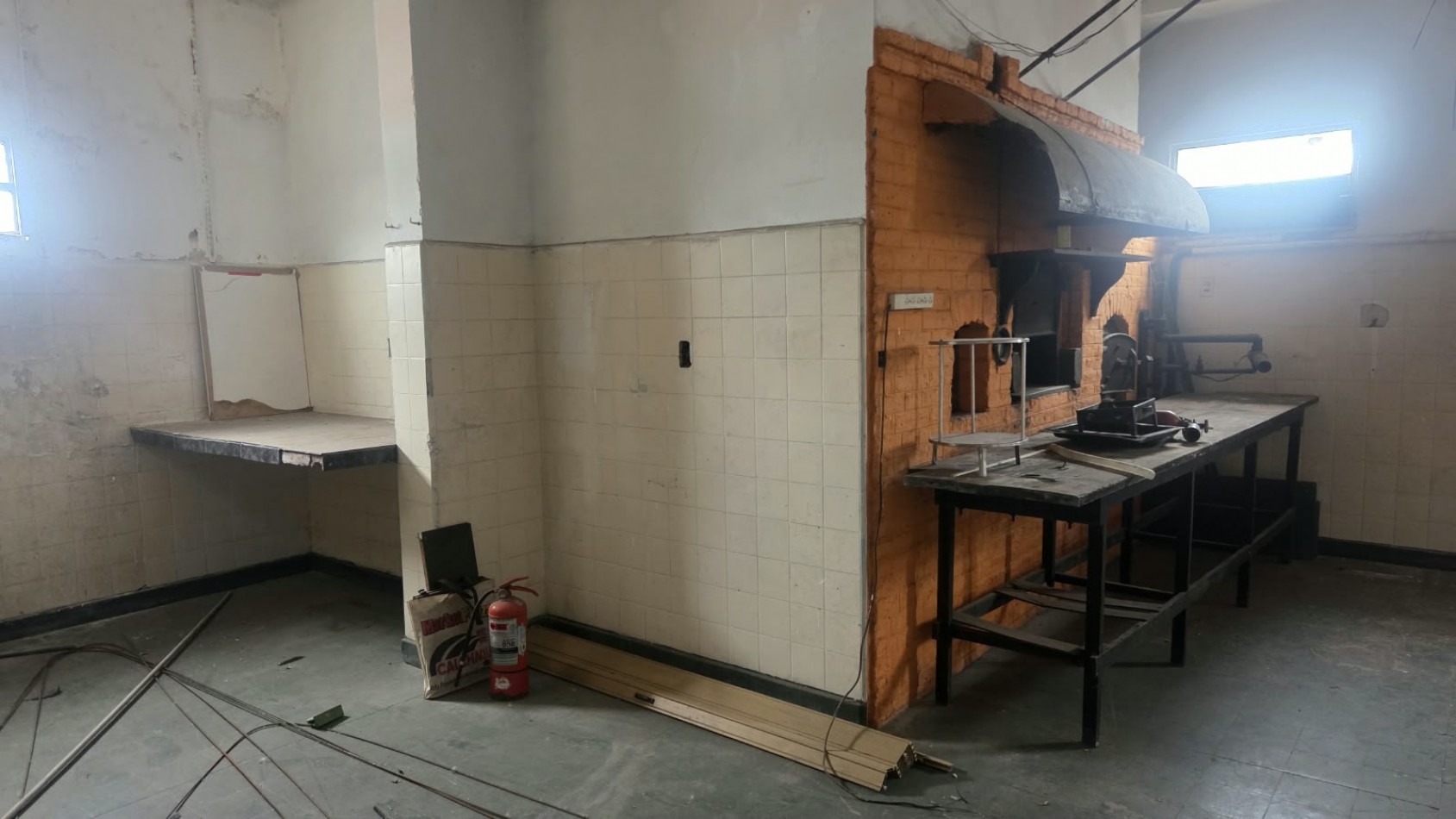Venta Propiedad Comercial y Residencial en 3 Pisos - Quilmes Centro