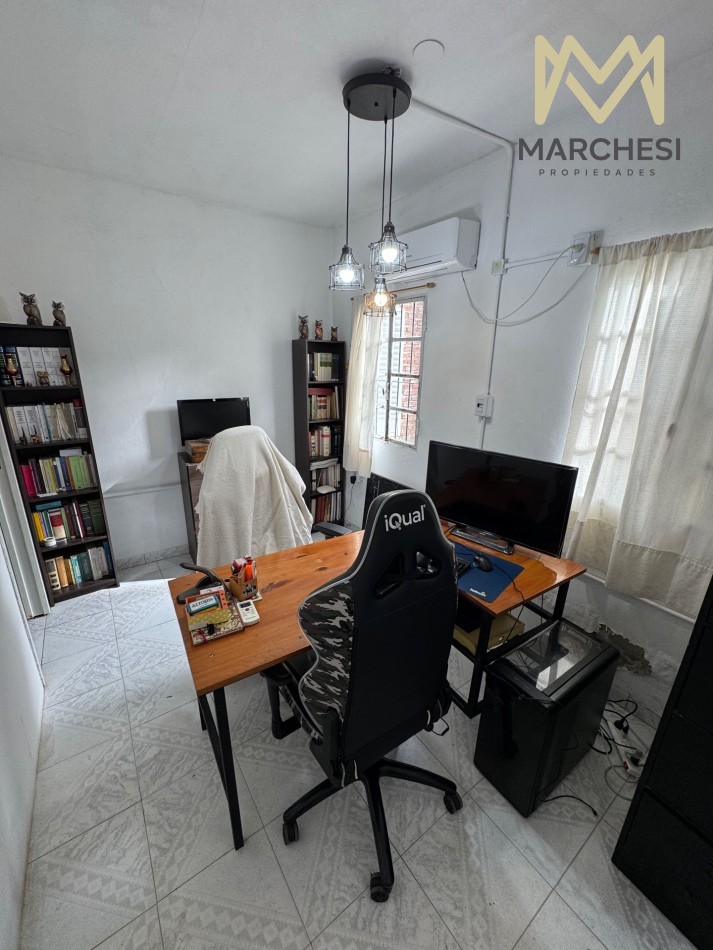 Casa/ Casona Tradicional Con Mucho Parque En Bernal Oeste Centro Con Gran Terreno