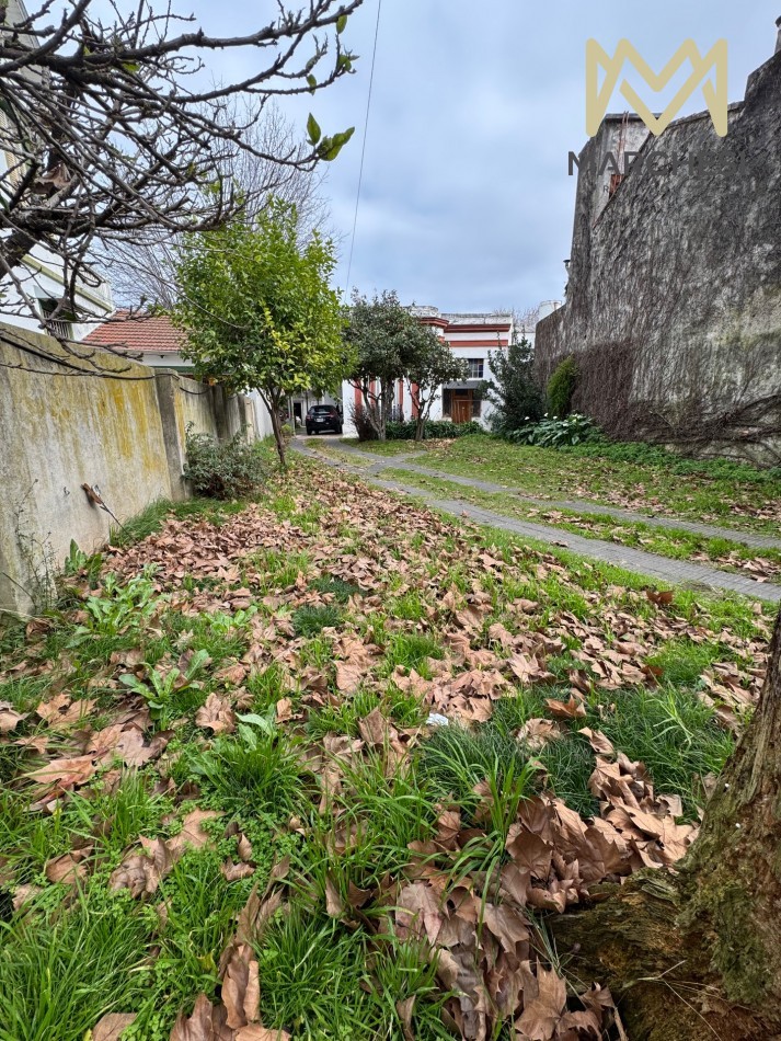 Casa/ Casona Tradicional Con Mucho Parque En Bernal Oeste Centro Con Gran Terreno