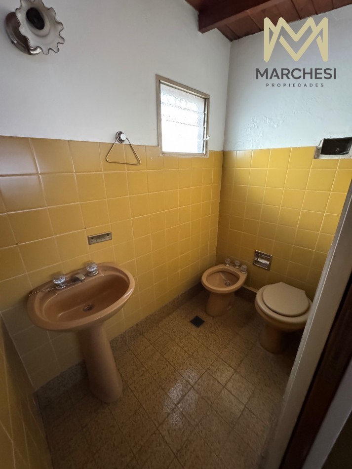 Casa 5 Amb. Con Pileta Y Garage En Quilmes Oeste