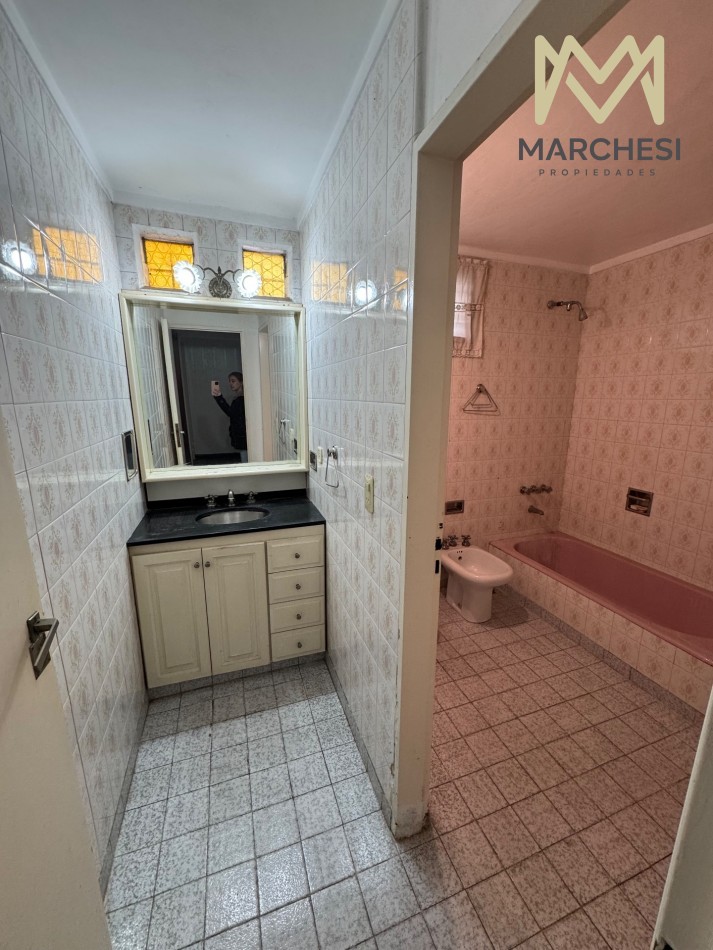 Casa 5 Amb. Con Pileta Y Garage En Quilmes Oeste