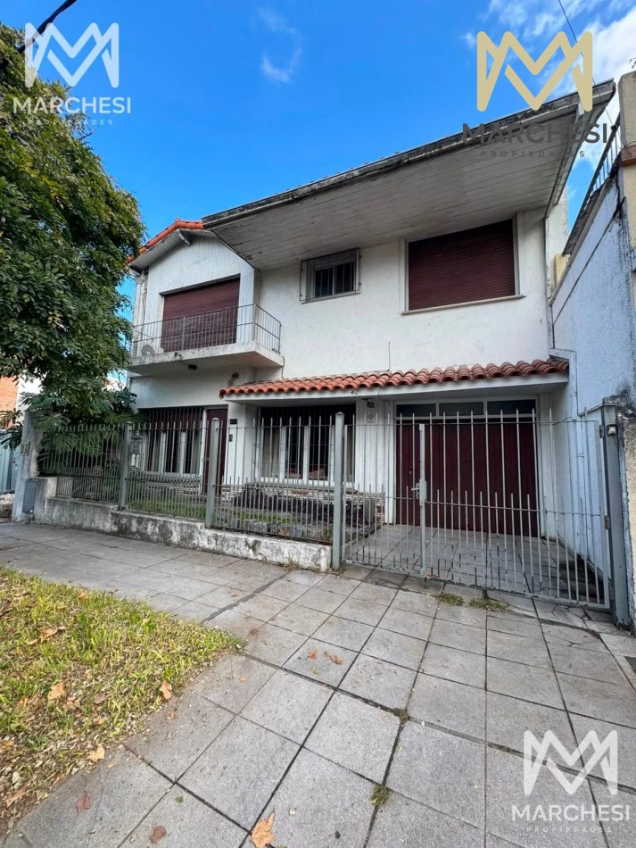 Casa 6 Ambientes Quilmes | Excelente Lote 235m2 Pileta Quincho