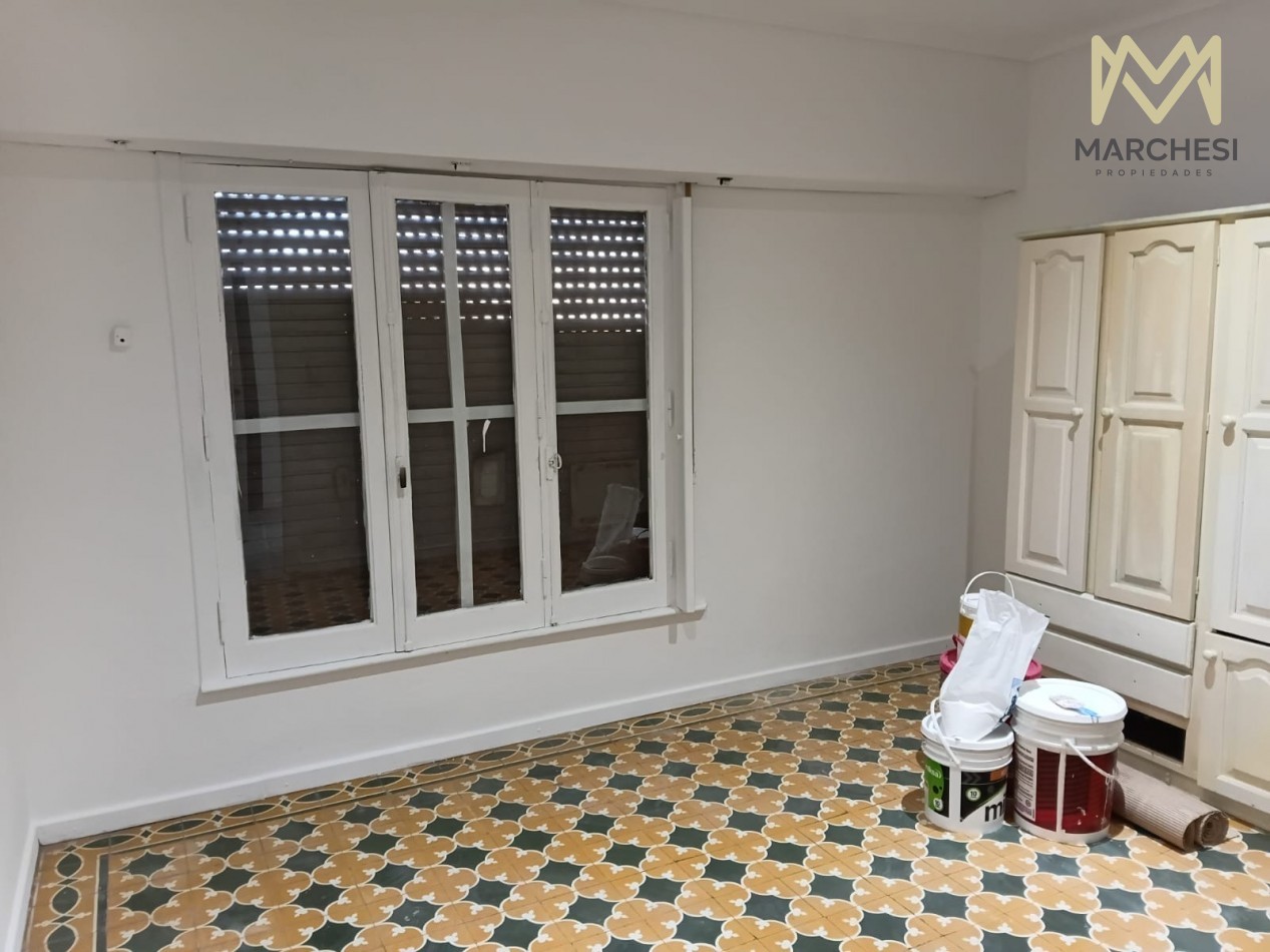 Casa En Quilmes Oeste 3 Amb Con Pileta