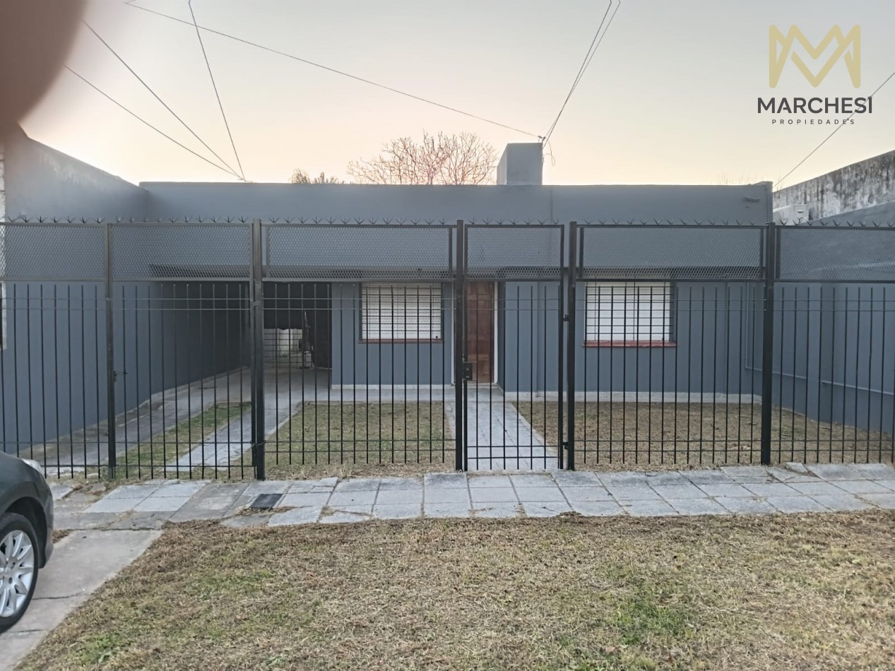 Casa En Quilmes Oeste 3 Amb Con Pileta