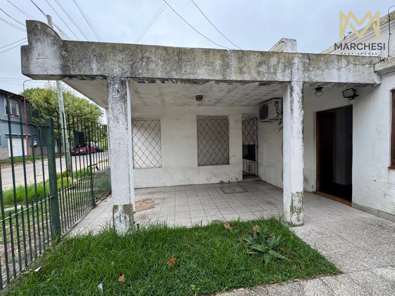 Casa Ph Frente 3 Ambientes Con Patio Y Doble Cochera, Quilmes Oeste