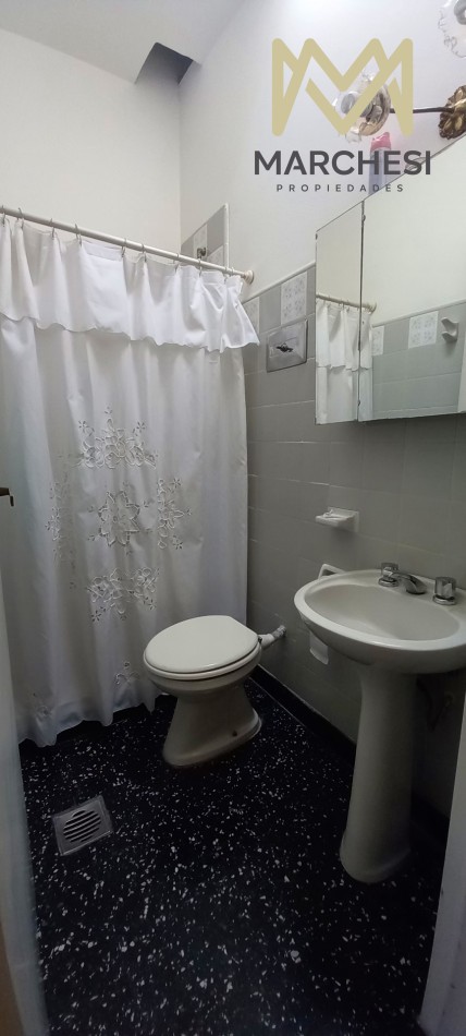 Casa 4 Ambientes Con Parque Y Cochera En Quilmes Oeste Barrio Parque Calchaqui