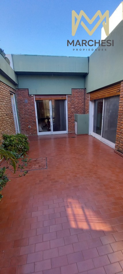 Casa 4 Ambientes Con Parque Y Cochera En Quilmes Oeste Barrio Parque Calchaqui