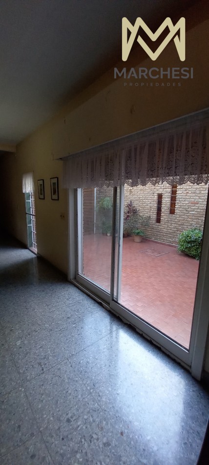 Casa 4 Ambientes Con Parque Y Cochera En Quilmes Oeste Barrio Parque Calchaqui
