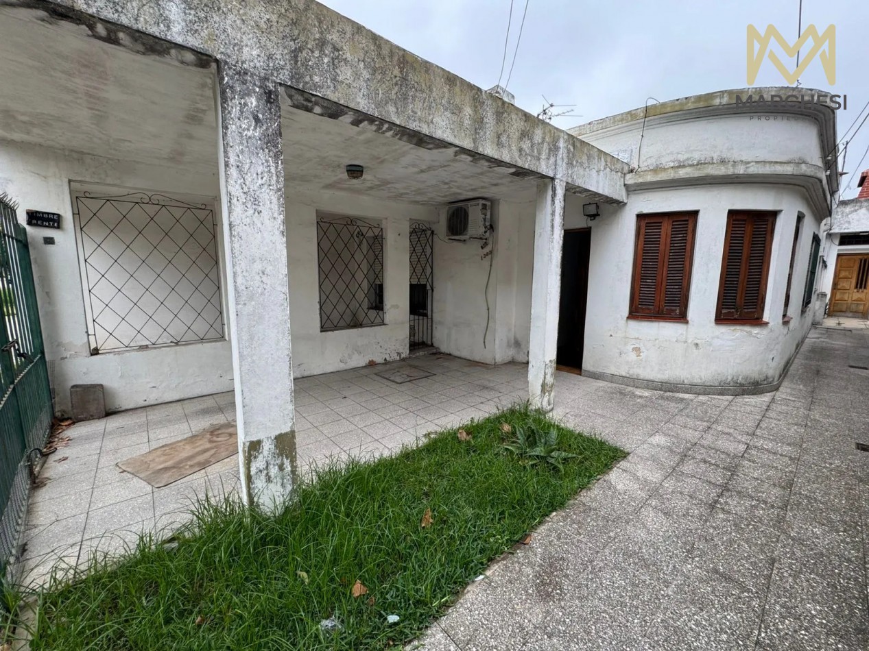 Casa Ph Frente 3 Ambientes Con Patio Y Doble Cochera, Quilmes Oeste