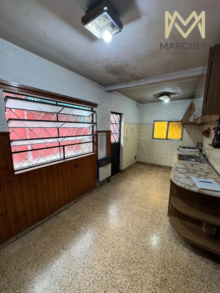 Casa Ph Frente 3 Ambientes Con Patio Y Doble Cochera, Quilmes Oeste