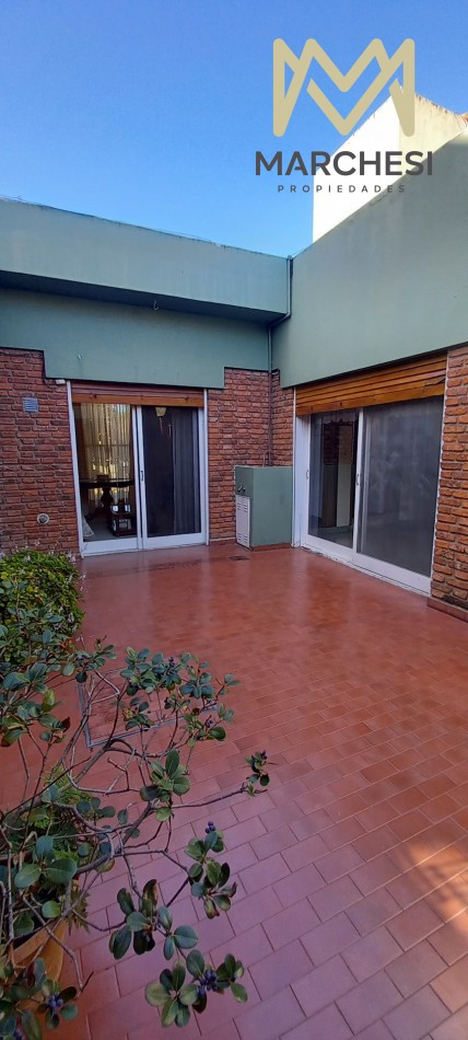 Casa 4 Ambientes Con Parque Y Cochera En Quilmes Oeste Barrio Parque Calchaqui