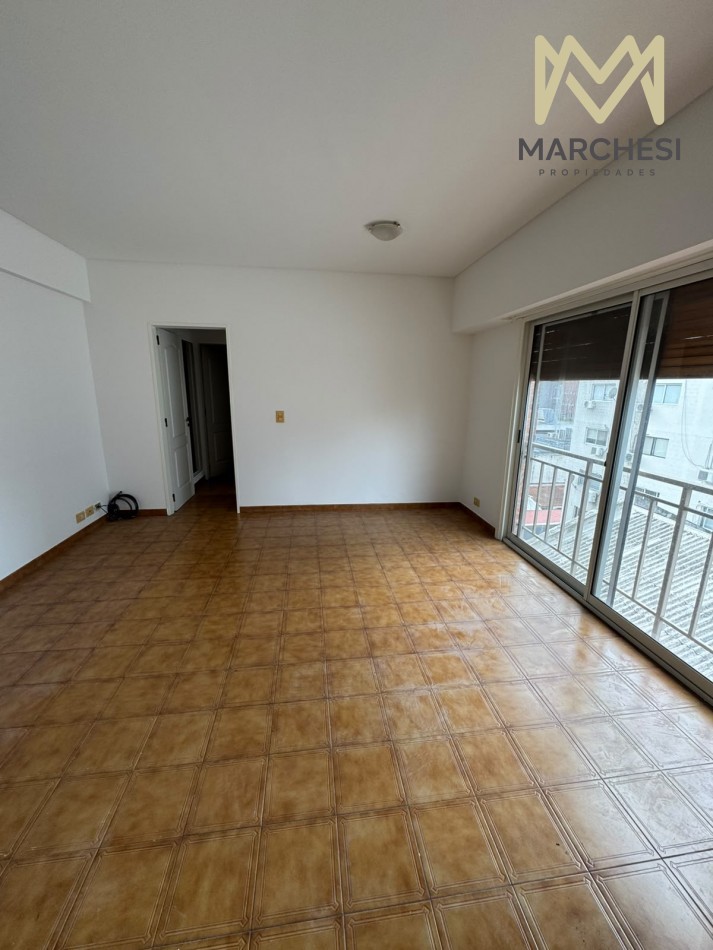 Departamento dos ambientes 4 piso Quilmes Centro