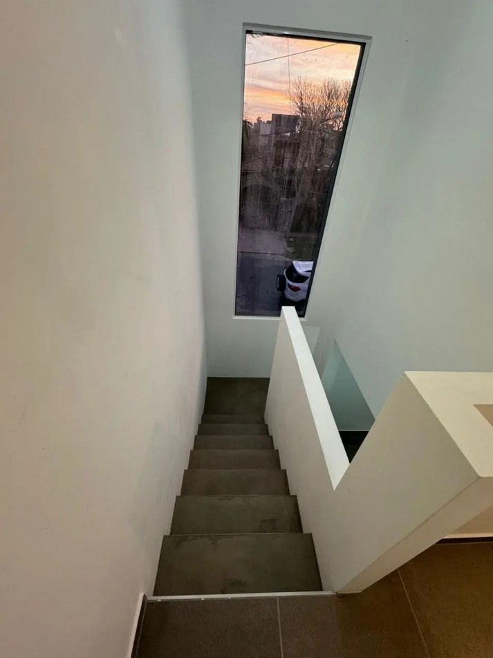 Excelentes Duplex A Estrenar De Tres Ambientes En La Zona De Berazategui