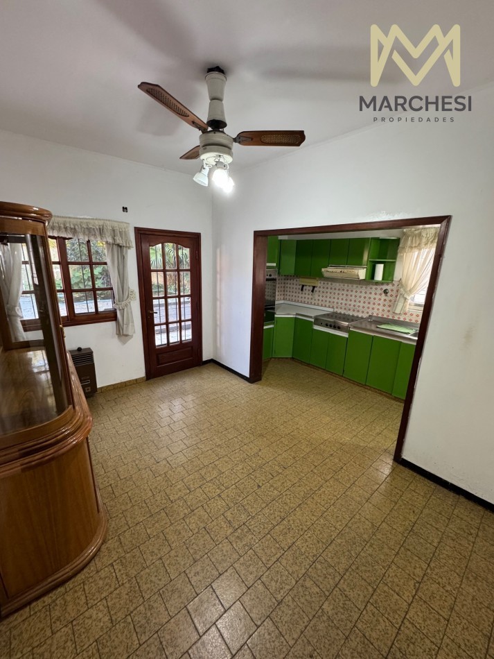 Casa 5 Amb. Con Pileta Y Garage En Quilmes Oeste