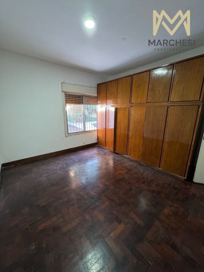 Casa 5 Amb. Con Pileta Y Garage En Quilmes Oeste