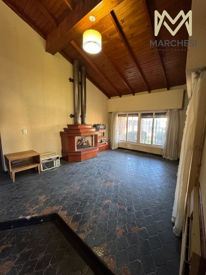 Casa 5 Amb. Con Pileta Y Garage En Quilmes Oeste
