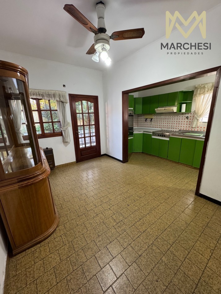 Casa 5 Amb. Con Pileta Y Garage En Quilmes Oeste