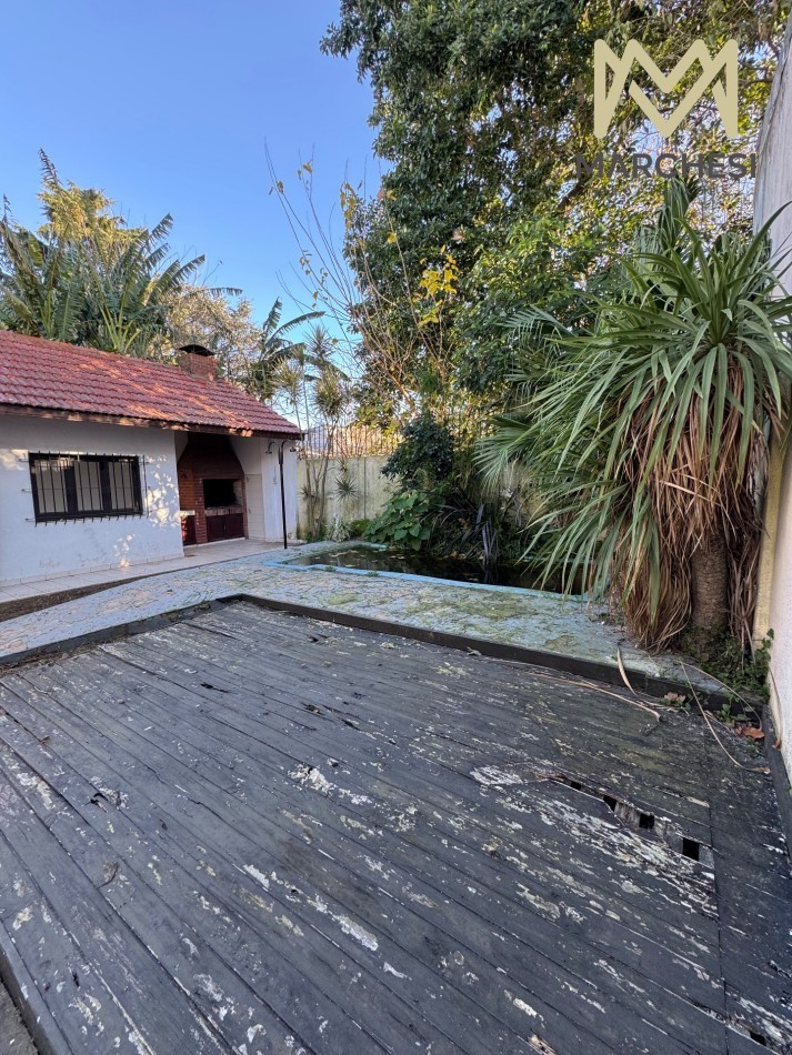 Casa 5 Amb. Con Pileta Y Garage En Quilmes Oeste