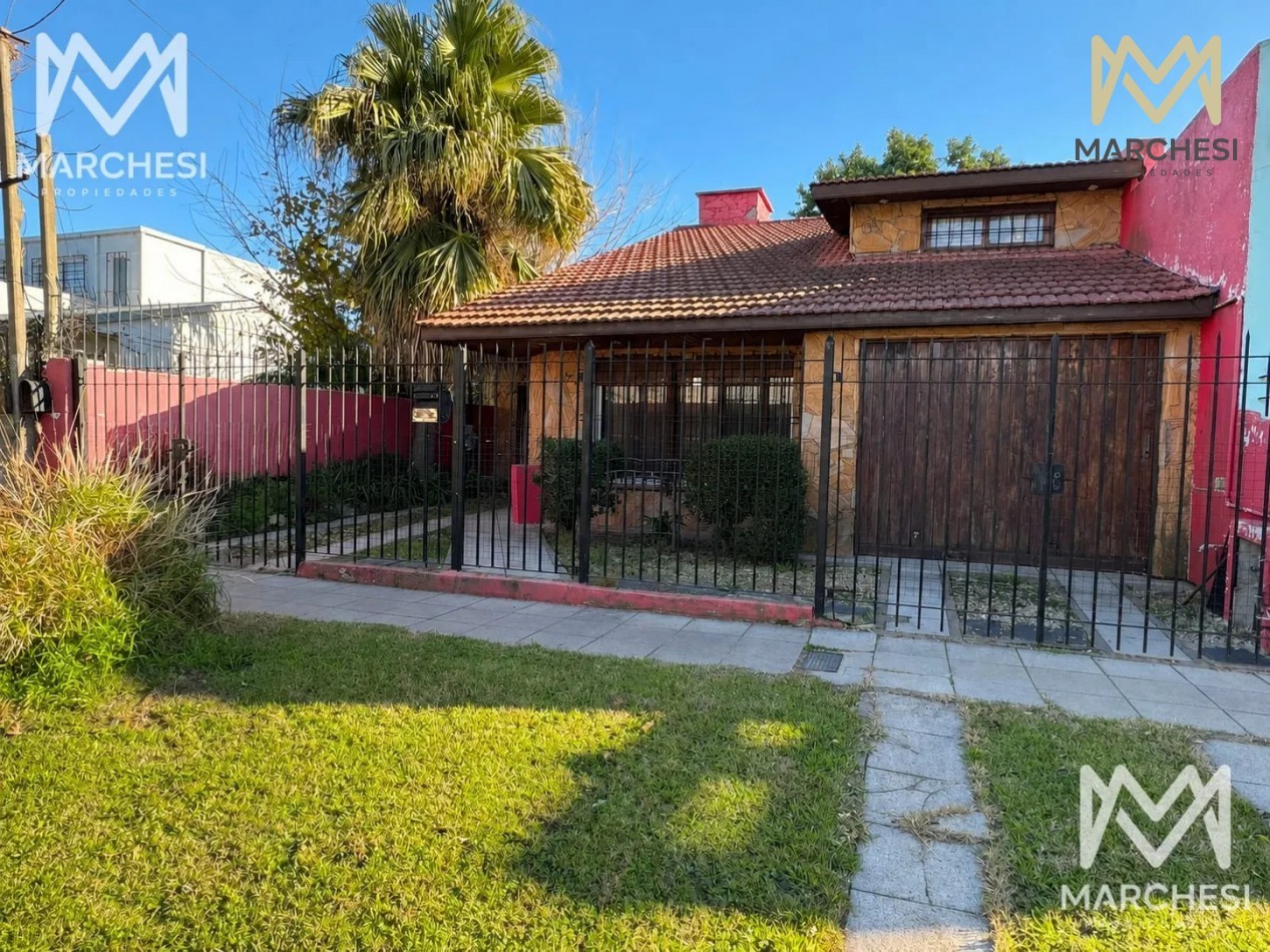 Casa 5 Amb. Con Pileta Y Garage En Quilmes Oeste