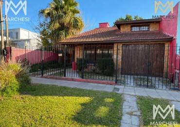 Casa 5 Amb. Con Pileta Y Garage En Quilmes Oeste
